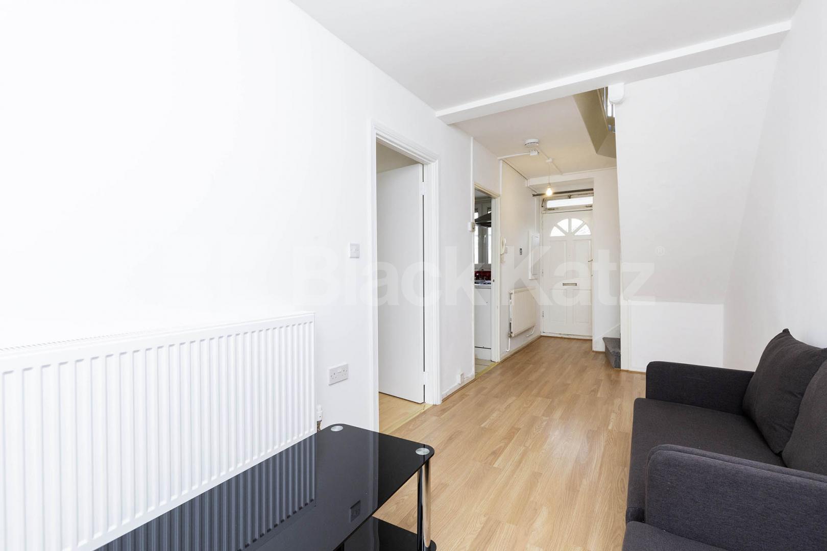 			NEW INSTRUCTION!, 4 Bedroom, 1 bath, 1 reception Flat			 Hilldrop Road, Tufnell Park